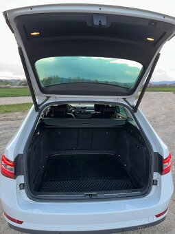 Škoda Superb 2.0 140kw - 9
