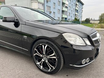 Mercedes E W212 220D - 9