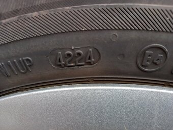 Predám Škoda Fabia 1.4 44kw r.v 2000 - 9