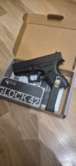 Airsoft glock 42 Umarex - 9