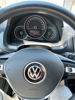 Volkswagen eco up 1.0 CNG/benzín, r. 8/2023 – TOP stav - 9