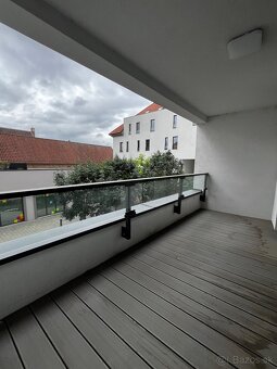 Priestranný 2 izbový byt v centre mesta Trnava - 9