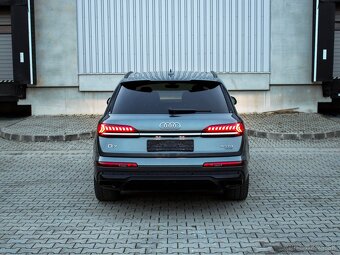 Audi Q7 50TDI Quattro S-Line - 9