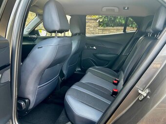 Peugeot 2008 1.5 BlueHDi 130 Allure EAT8 - 9