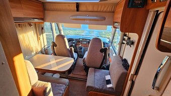 Integrovaný autokaravan HYMER Exsis I562 Silverline - 9
