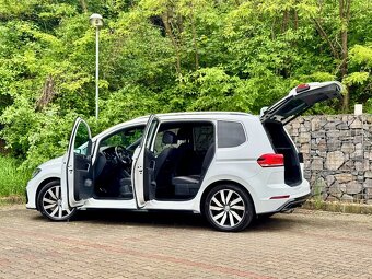 Volkswagen Touran R-Line 1.8 TSI DSG, 2017, 180 koni - 9