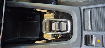 Škoda Octavia 4 sedan automat - 9