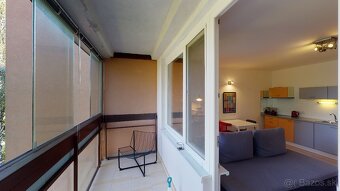 Prenájom štýlovej garsónky s veľkým balkónom na Juhu v Trenč - 9
