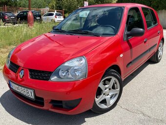 RENAULT CLIO STORIA 1.2i 2006 - 9