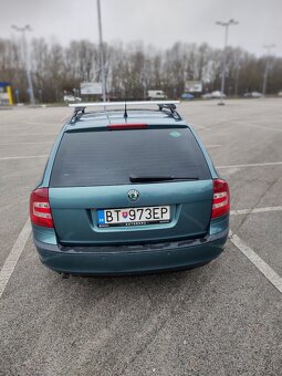 Škoda Octavia benzin+log - 9