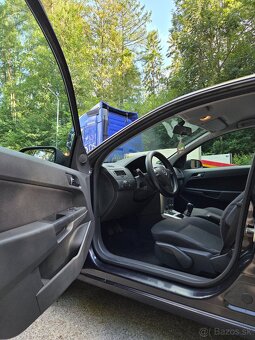 Opel Astra 1.6 - 9