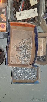 Predám Náhradné diely Škoda - 9
