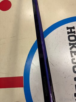VERBEEK UPLNE NOVA PROFI HOKEJKA CCM RIBCOR TRIGGER 7PRO - 9