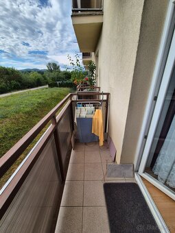 NA PREDAJ 2i byt v lukratívnej časti obce NEMŠOVÁ - 9