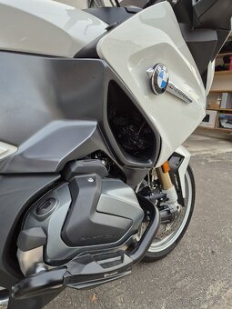 BMW R 1250 RT 2023 s plnou výbavou a doplnkami - 9