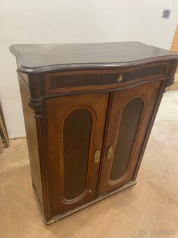 Starožitna skrinka - 9