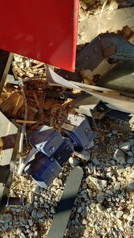 Špalíkovač , štiepkovač za traktor do 16cm - 9