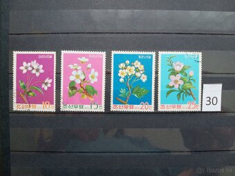 Poštové známky č.861 - 20 ks sérií SVET II. - fauna, flora - 9