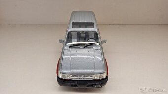 1:18 TOYOTA LAND CRUISER - 9