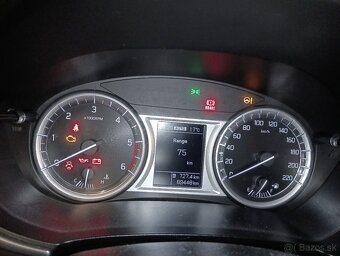 Suzuki Vitara 1.6 DDiS Elegance 4WD TOP stav - 9