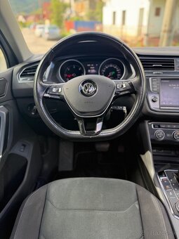 Volkswagen Tiguan 2.0 TDi 4MOTION/DSG/PANO/LED/ACC - 9