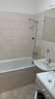 PRENAJMEM 1-izbovy zariadeny byt s balkonom (47 m2) - 9