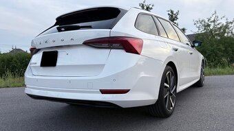 Škoda Octavia SPORTLINE Combi 2.0 TDI DSG - 9