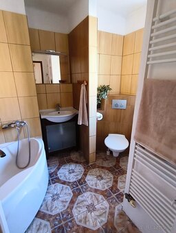 Predám slnečný, teplý, 2 izbový byt - 9