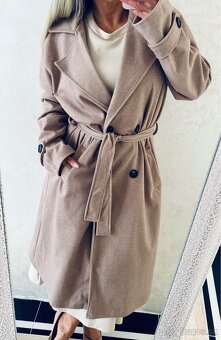 Damsky elegantny kabat Latte - 9