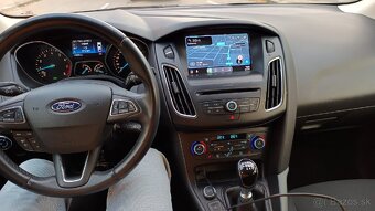 Ford FOCUS 1.0 EB - 9