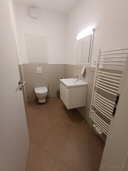 Predam 2 izb. apartmán,Žilinská, BA – Staré mesto. - 9