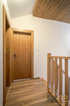 Lukratívny chalet v TOP lokalite v Jasnej v Nízkych Tatrách - 9