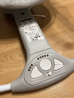 Predám detské hojdacie lehátko - 9