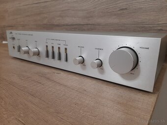 Vintage zosilňovač +Tuner JVC - 9