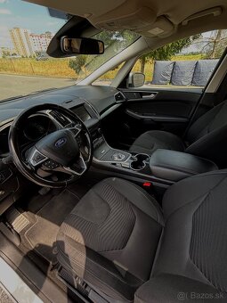 Ford S-max - 9