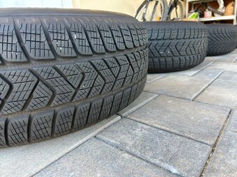 Predám zimné komplety R17 5x112, 215/65R17. - 9