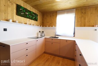 NA PREDAJ krásna chata v malebnej obci Telgárt, pod Kráľovou - 9