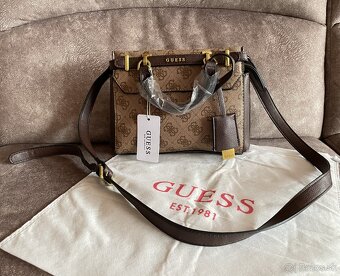 Guess kabelka - 9