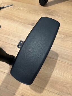 Predam stolicku DxRacer Formula - 9