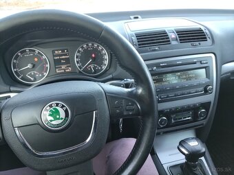 Škoda Octavia combi 1,8TSi DSG - 9