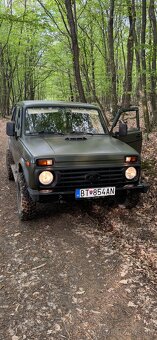 Lada Niva - 9