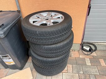 Land rover Discovery4 - 9