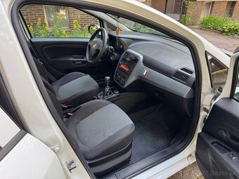 Fiat Punto Grande - 9