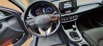 Hyundai i30 CW 1.4 T-GDI - 9
