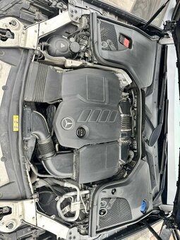 Mercedes E trieda 220 d - Avantgarde - 9