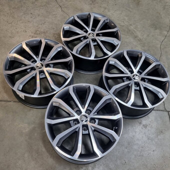 Hliníkové disky 5x112 R17 7J ET49 - 9