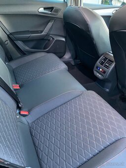 Seat Leon Sportstourer 2.0 TDI FR DSG - 9