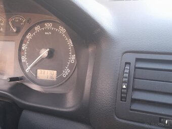Predam vymenim za druhe auto - 9