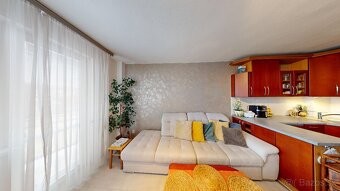 Nadštandartný trojizbový byt Senec plus veľká garáž Senec - 9