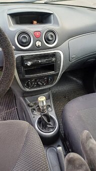 Citroën C3 1.1 i benzín - 9